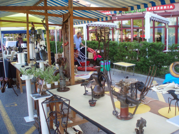 Marché Belmont-sur Lausanne